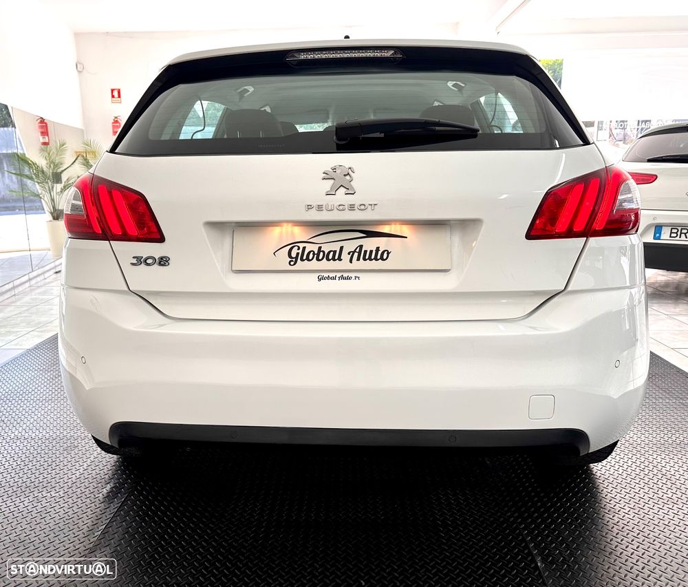 Peugeot 308 1.6 BlueHDi Style - 11