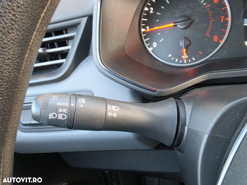 Renault Clio SCe 75 BUSINESS EDITION - 25