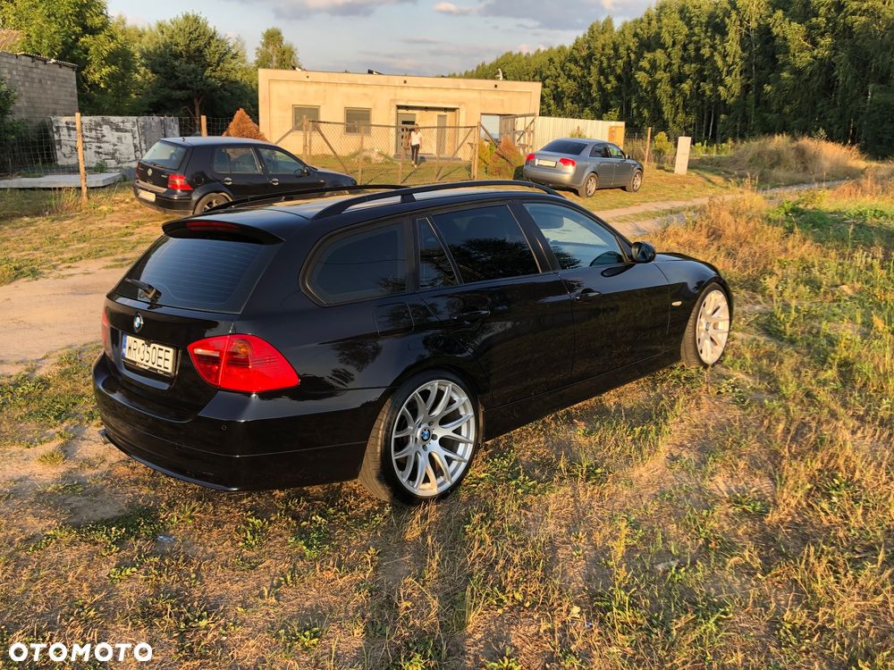 BMW Seria 3 320d - 15