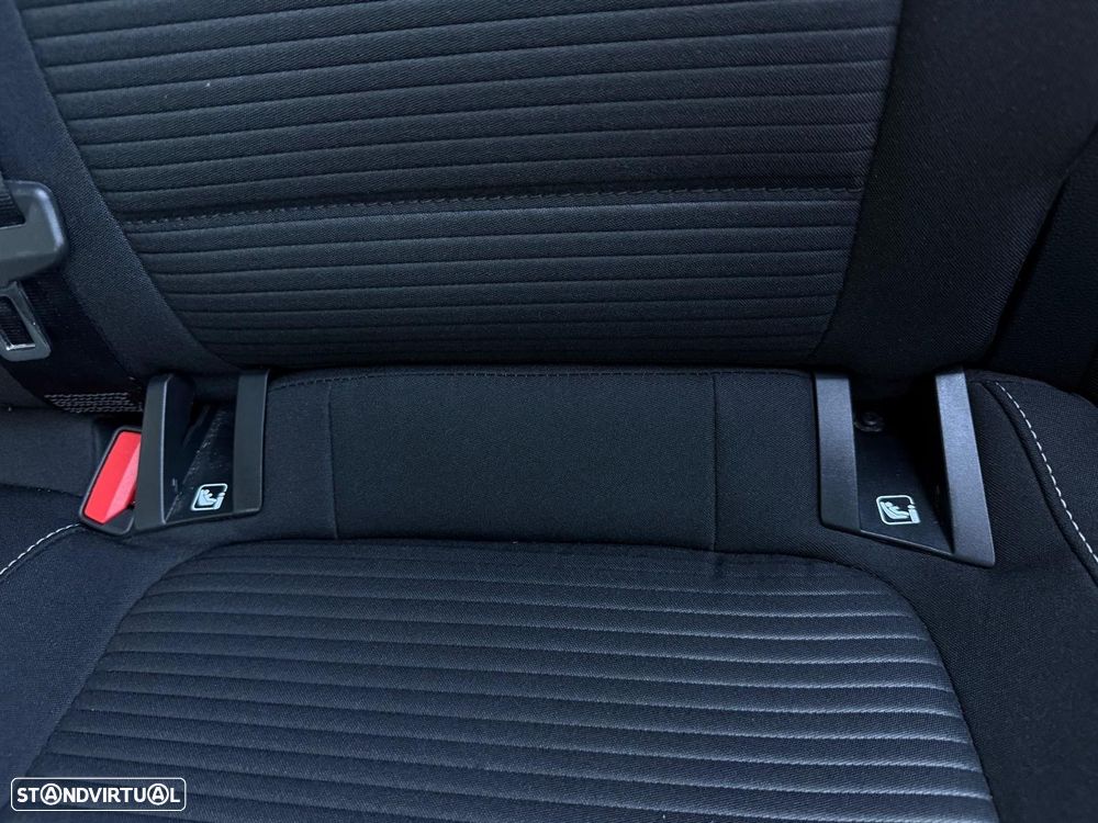 Ford Focus SW 1.0 EcoBoost MHEV Active X - 28