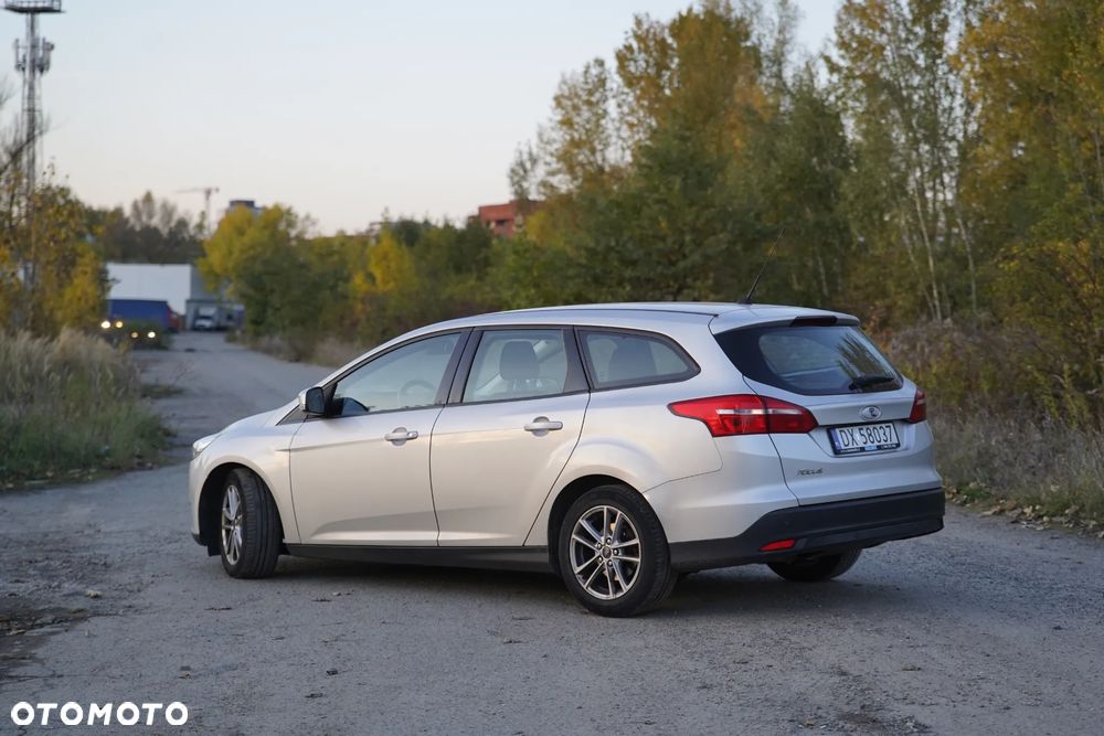 Ford Focus 1.5 TDCi SYNC Edition - 2