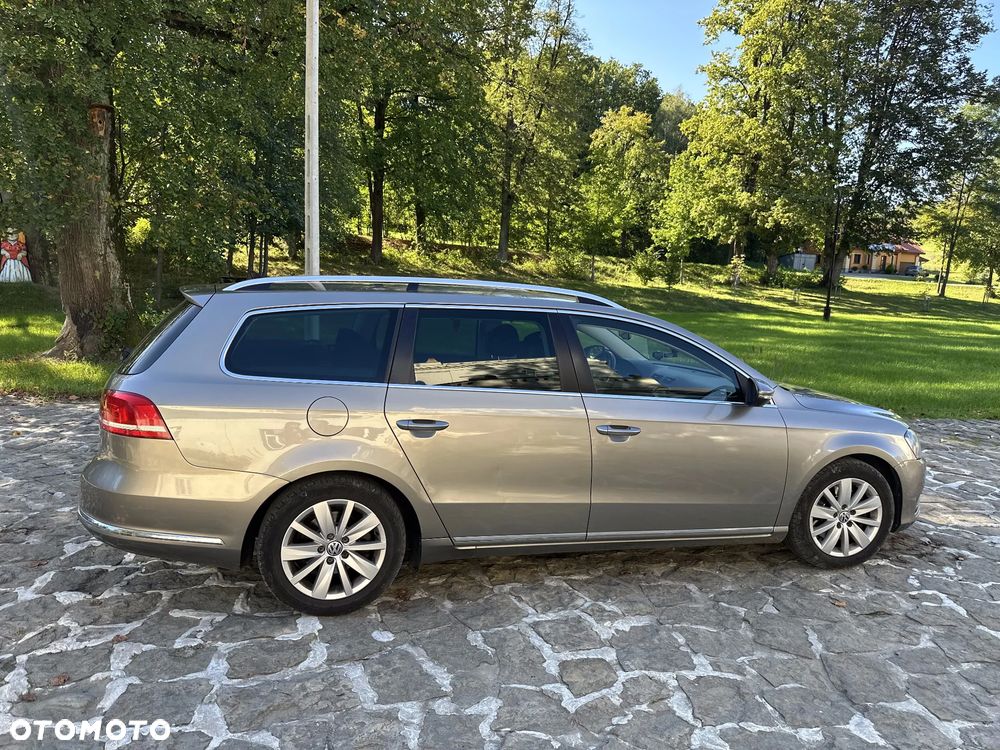 Volkswagen Passat Variant 2.0 Blue TDI SCR Comfortline - 5