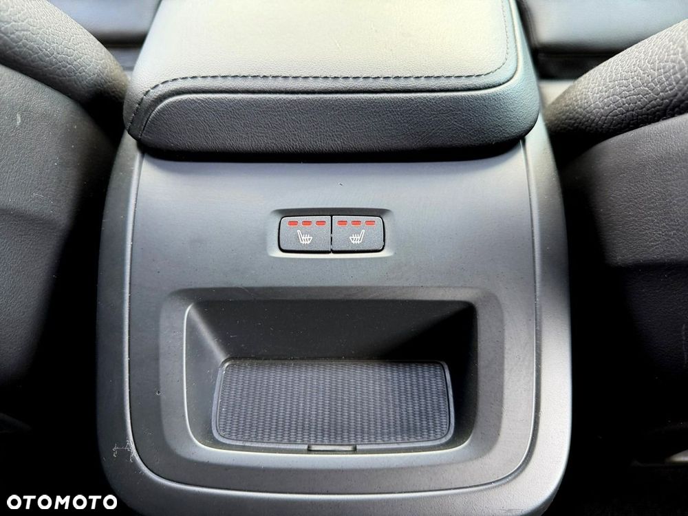 Volvo XC 60 - 30