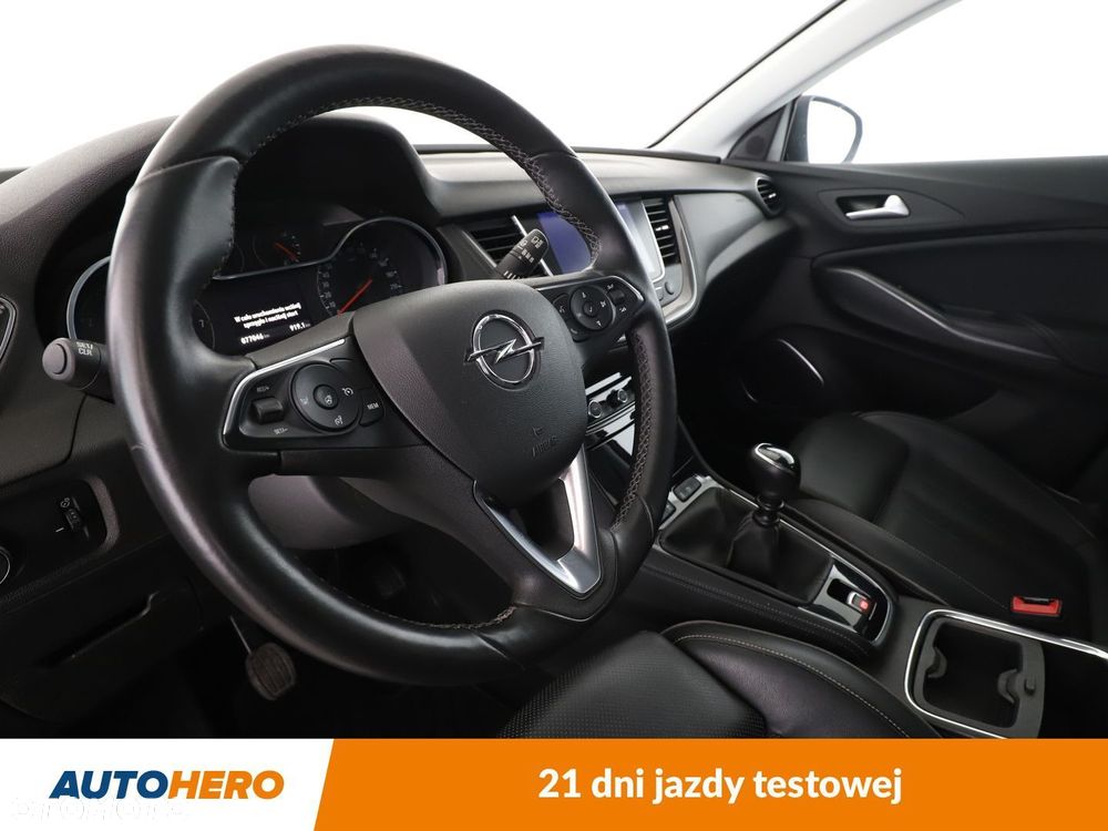 Opel Grandland X 1.2 T Enjoy S&S - 11