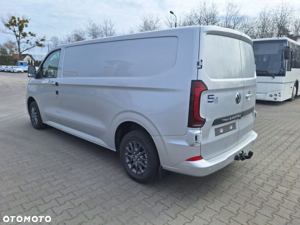 Volkswagen Transporter Furgon, 2,0 l TDI 170 KM / 8-bieg.automatyczna r. o: 3500 mm - 11