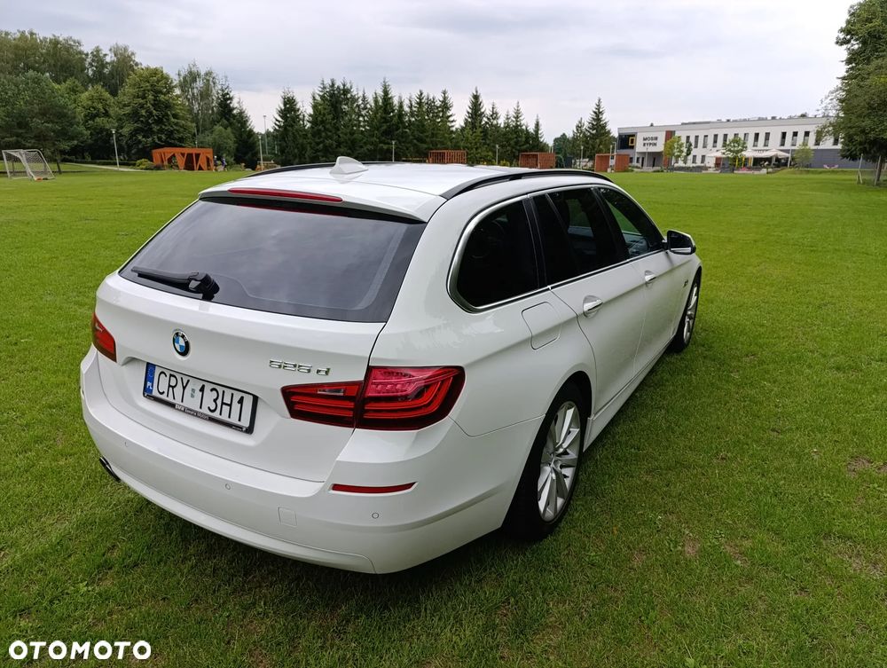 BMW Seria 5 525d Sport-Aut - 3