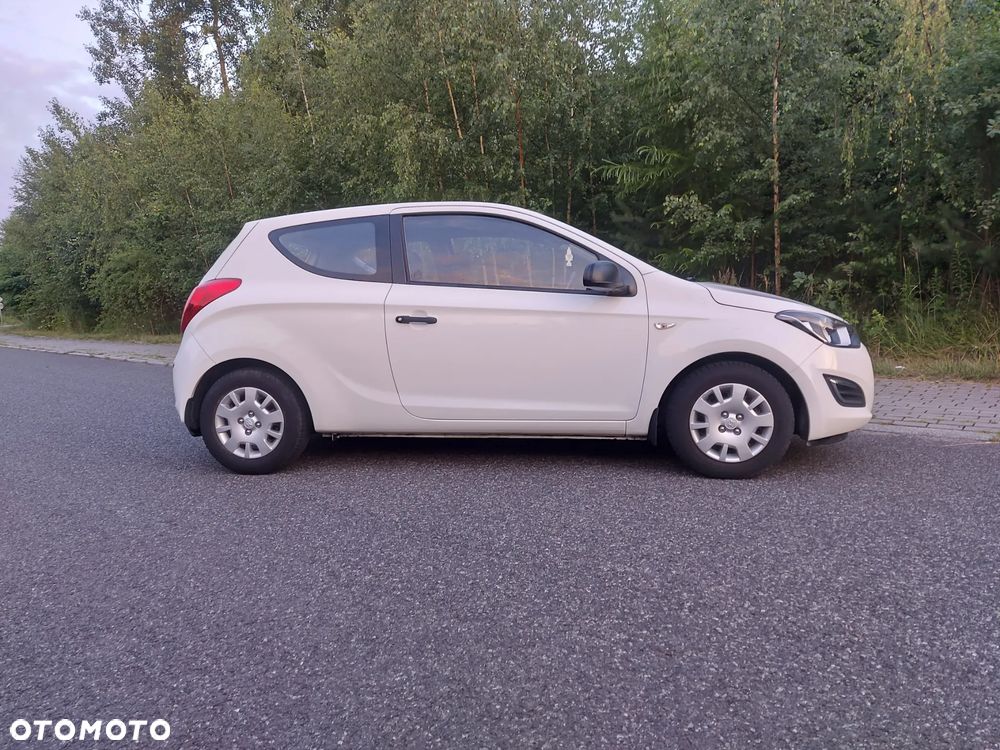 Hyundai i20 1.25 Classic + - 3
