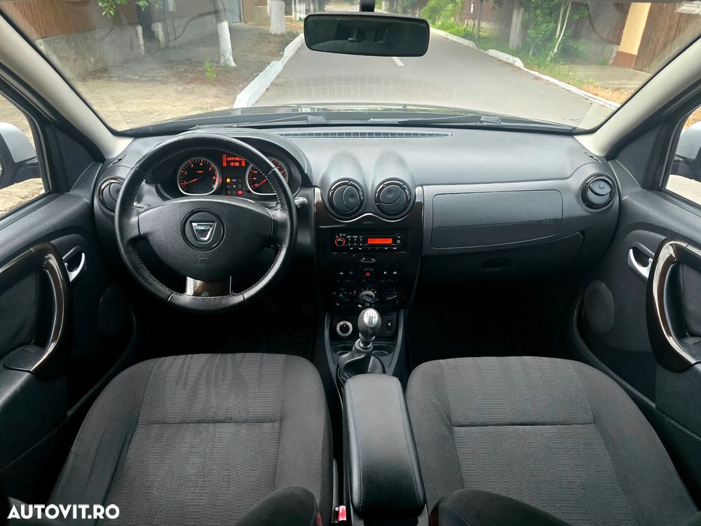 Dacia Duster dCi 110 FAP 4x4 Prestige - 6