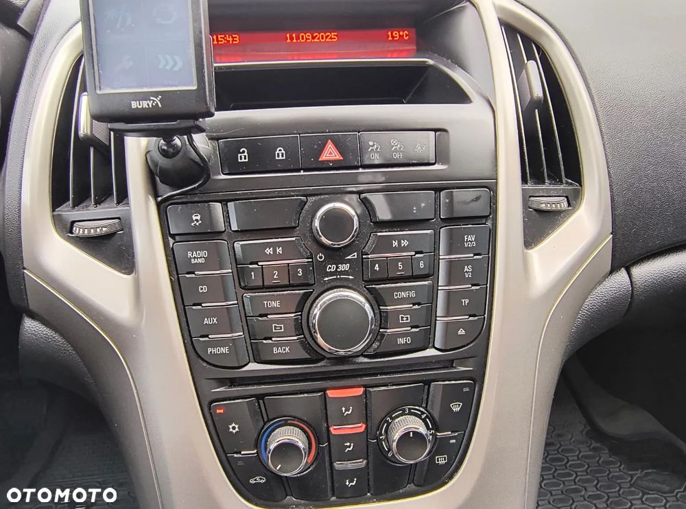 Opel Astra IV 1.6 Enjoy EU6 - 9