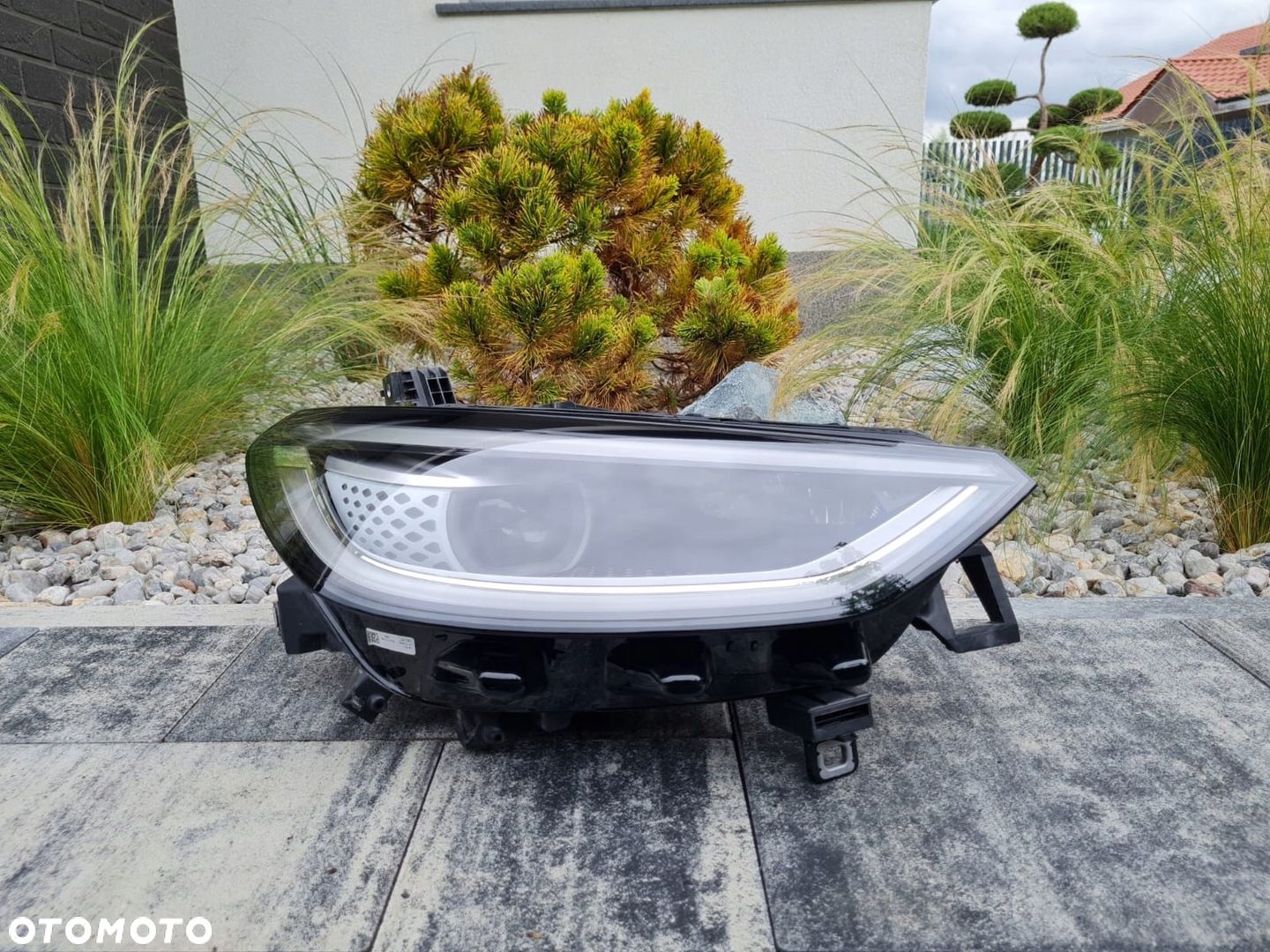 VW ID3 ID 3 Lampa prawa przód Full Led Matrix IQ Light 10B941078B - 1