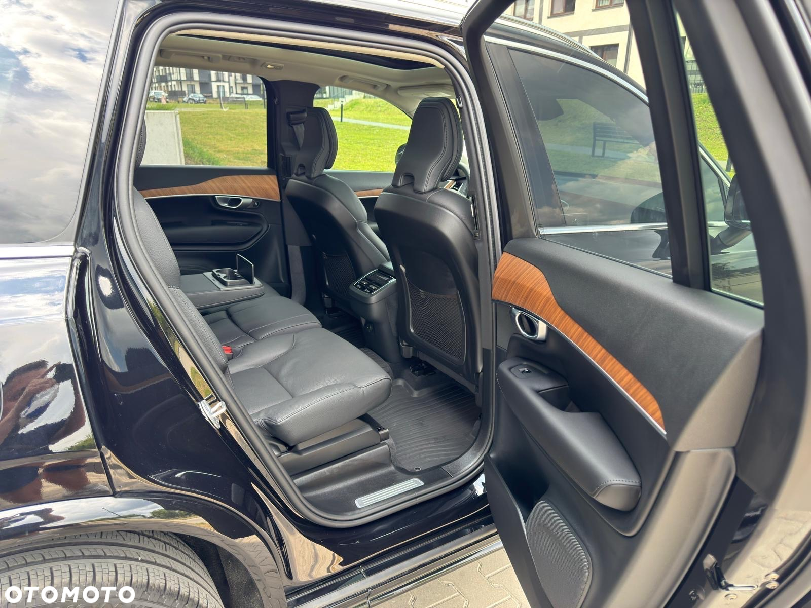 Volvo XC 90 T5 AWD Momentum Pro 7os - 16