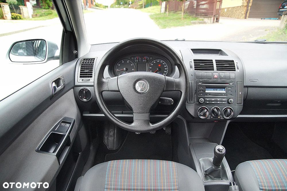 Volkswagen Polo 1.4 Comfortline - 11