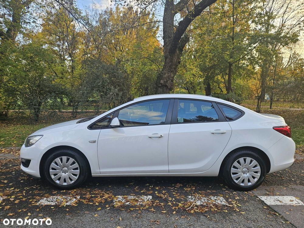 Opel Astra 2017 photo 3