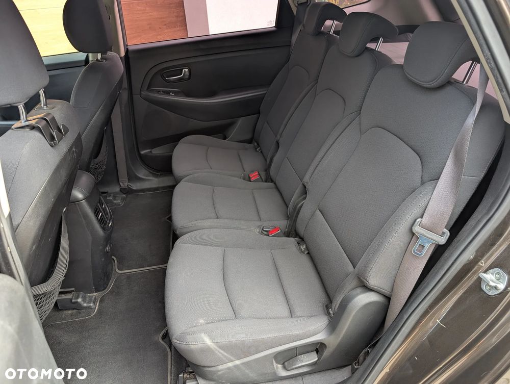 Kia Carens 1.6 GDI Edition 7 - 18
