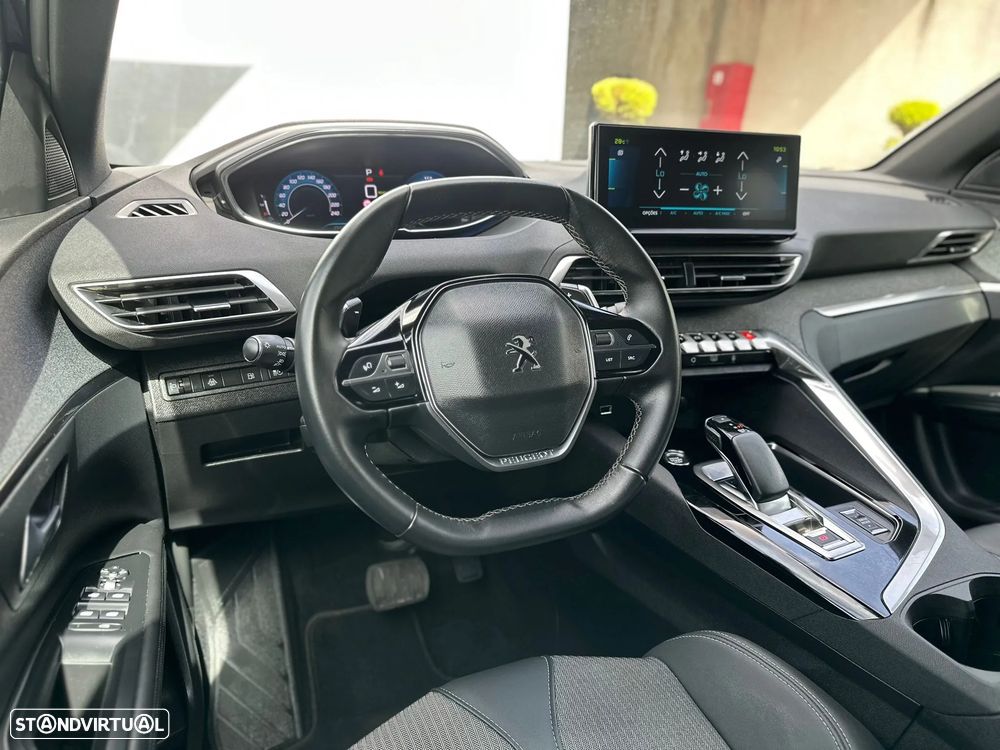 Peugeot 3008 1.6 Hybrid Allure e-EAT8 - 21