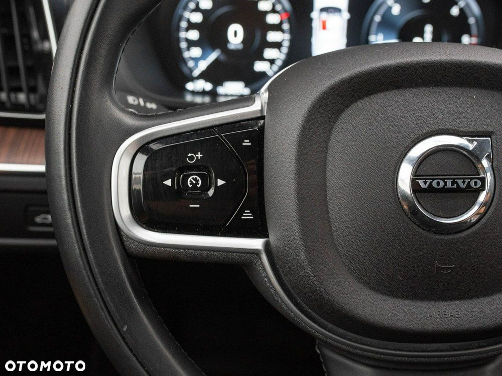 Volvo XC 60 B5 D AWD Inscription - 16