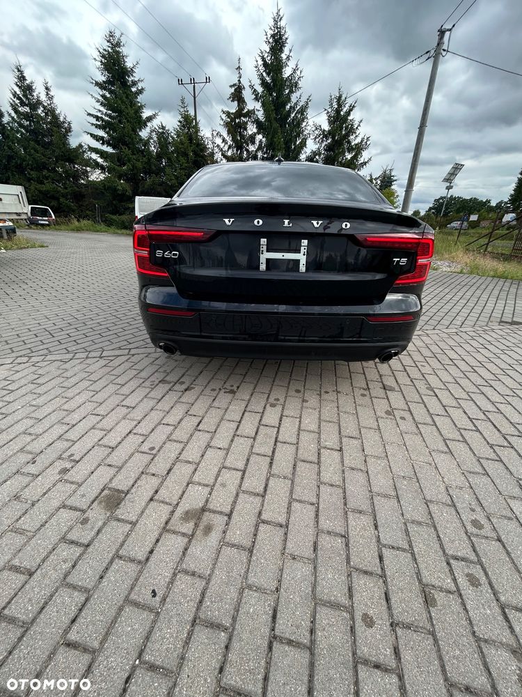 Volvo S60 - 4