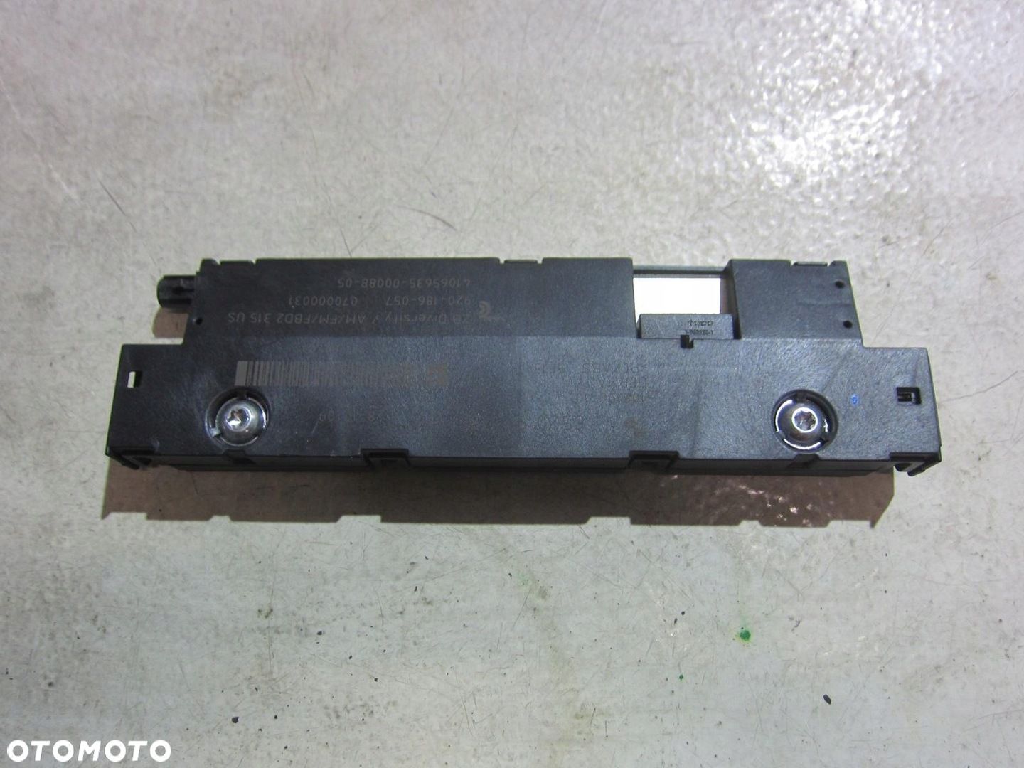 BMW 5 F07 GT WZMACNIACZ ANTENOWY DIVERSITY 65209228949 9217861 - 1