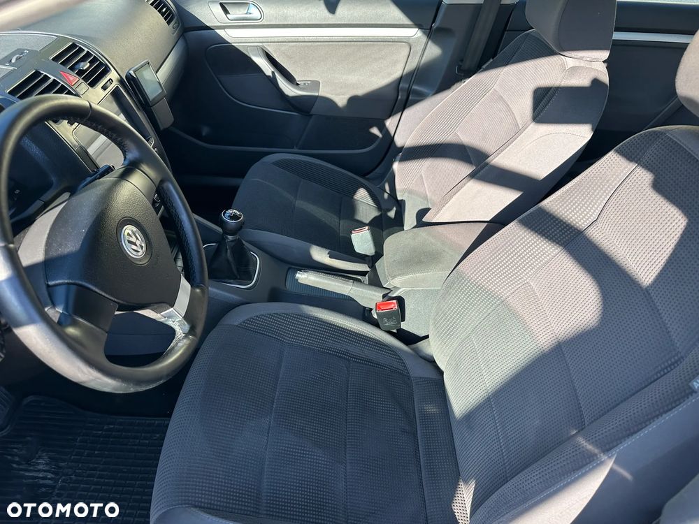 Volkswagen Golf 1.9 TDI DPF Comfortline - 19