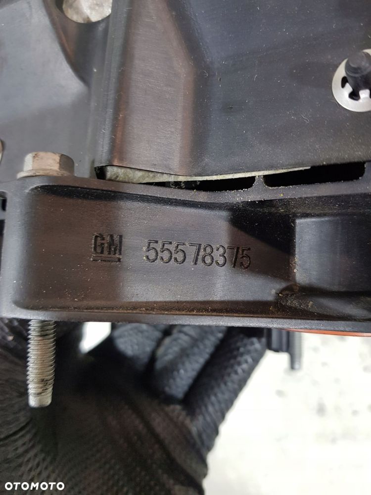 kolektor ssący 55578375 opel zafira c astra j 1.6 cdti b16dte - 11