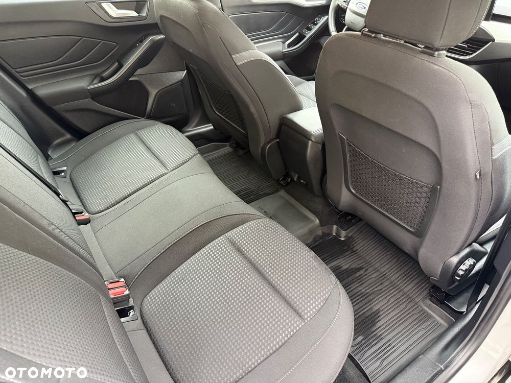 Ford Focus 1.5 EcoBlue Connected - 15