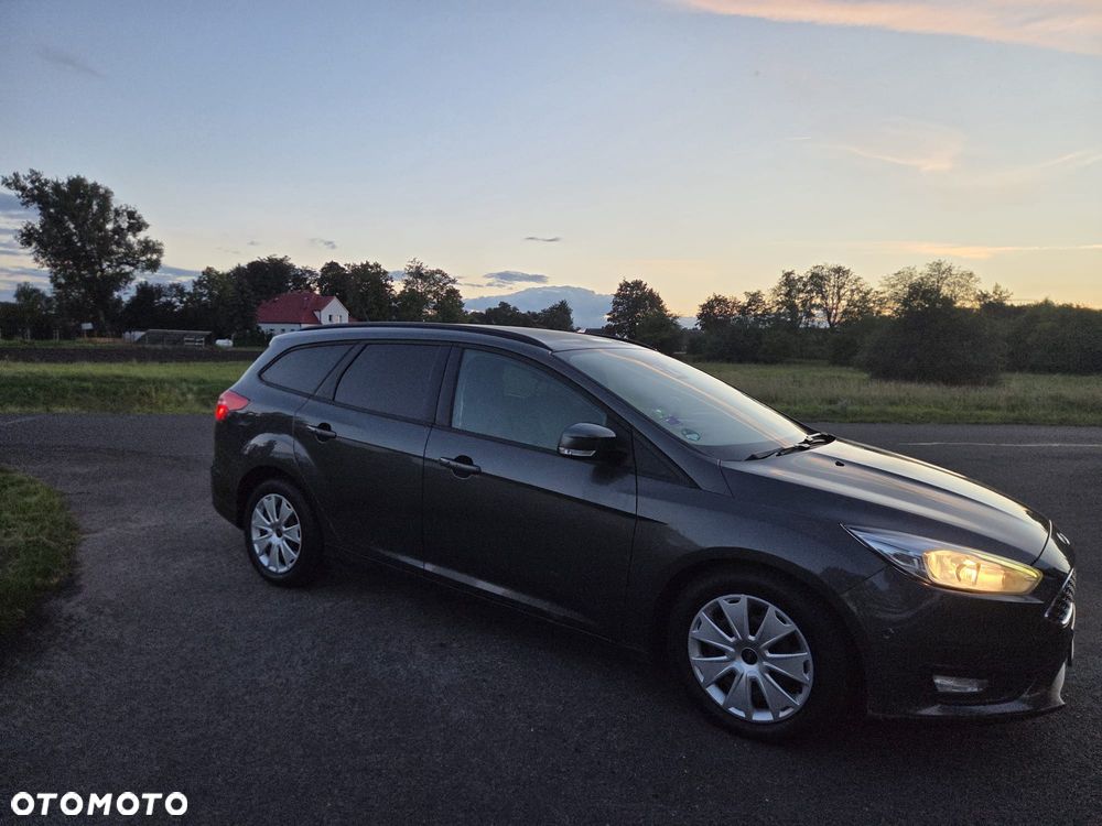 Ford Focus SW - 6