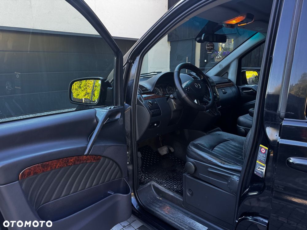 Mercedes-Benz Viano - 9