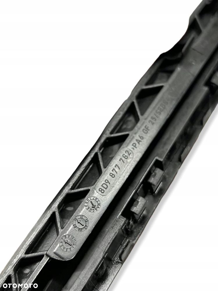 8D9 877 781 Inna część wnętrza Audi S5 KOMPLET - 3