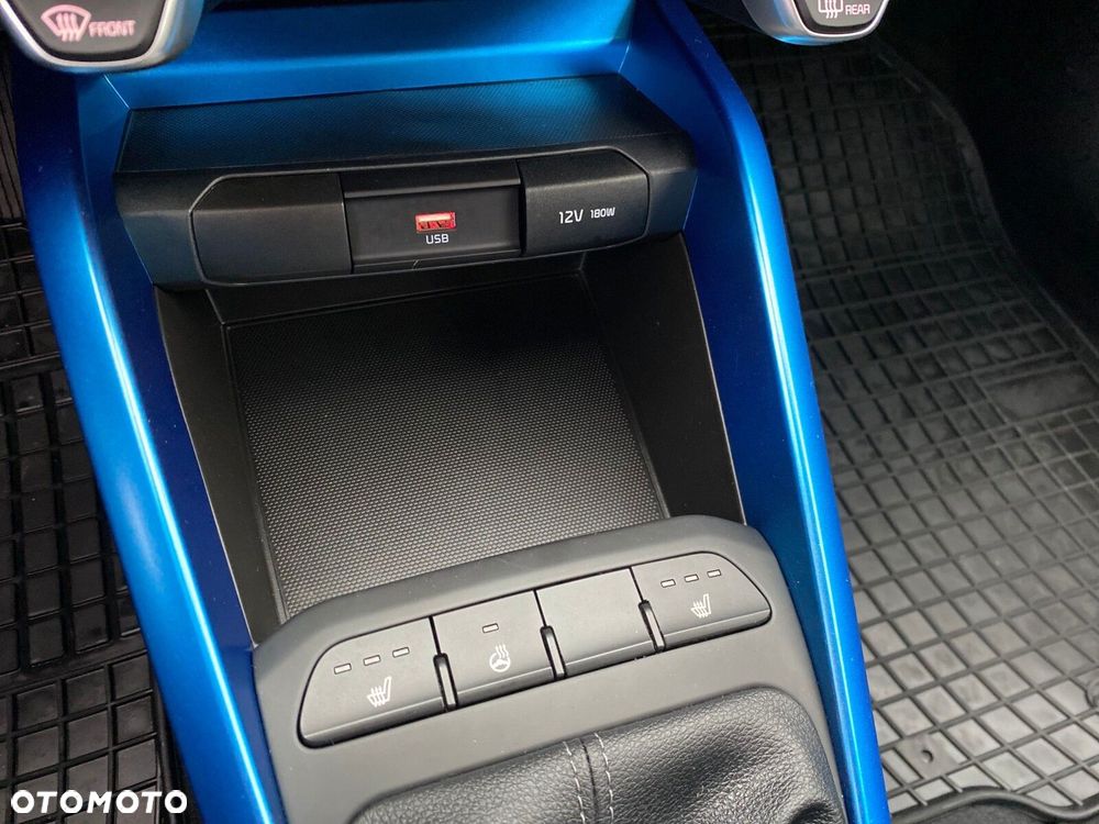 Kia Stonic - 23