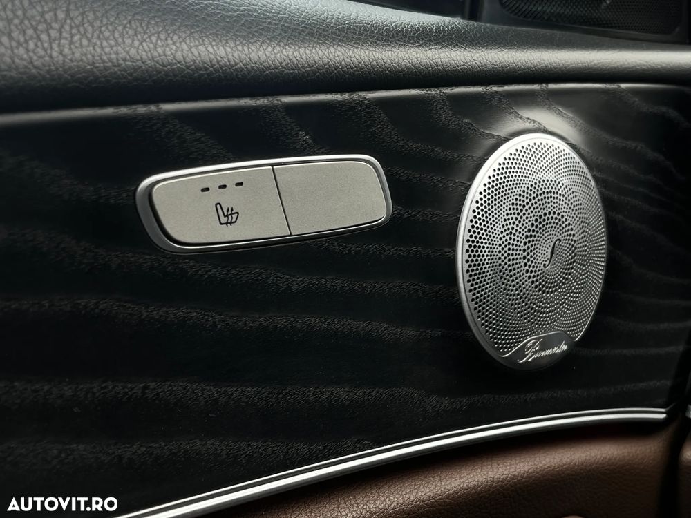 Mercedes-Benz E - 22