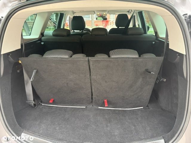 Renault Scenic - 17