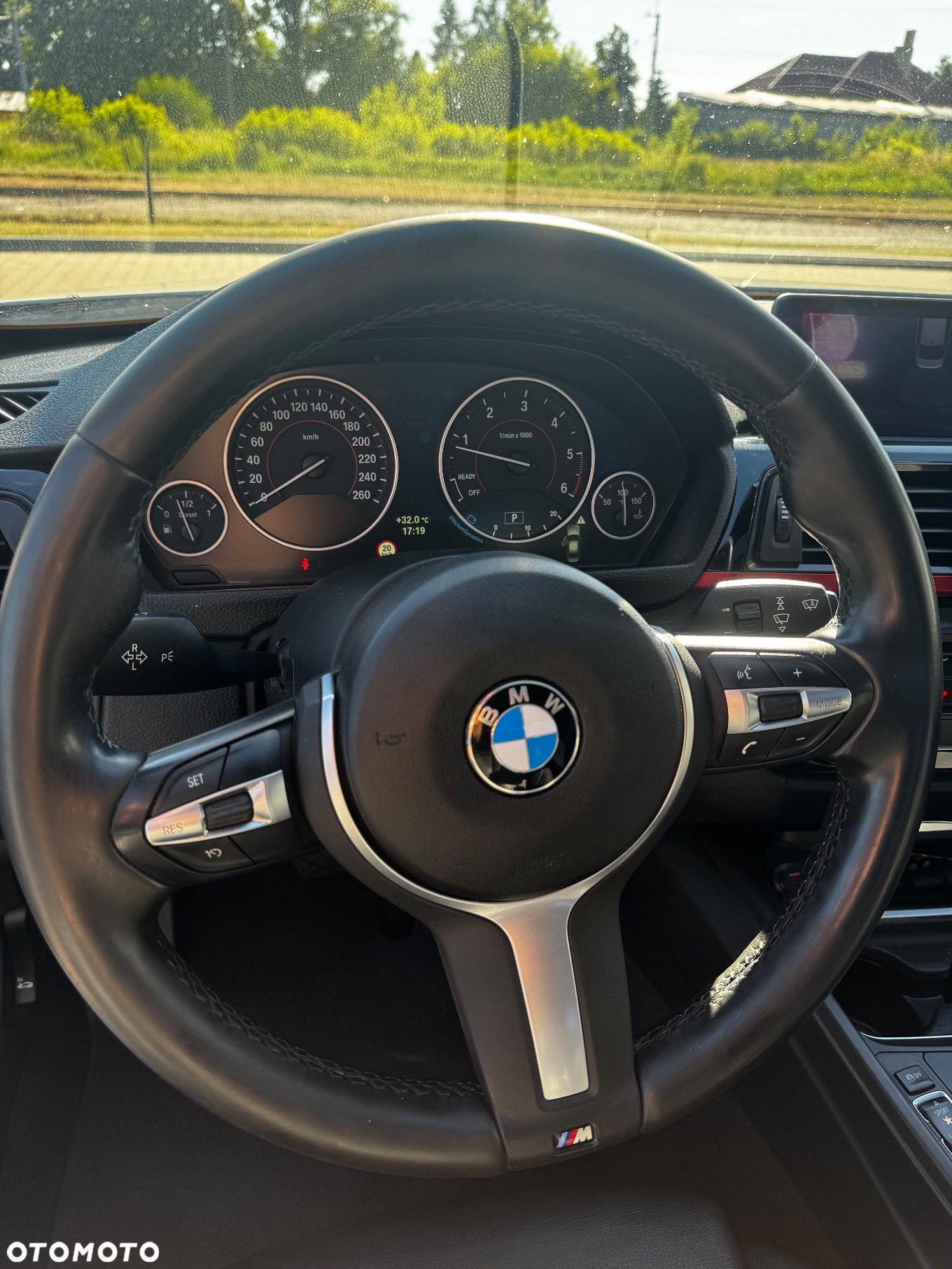 BMW Seria 3 - 12