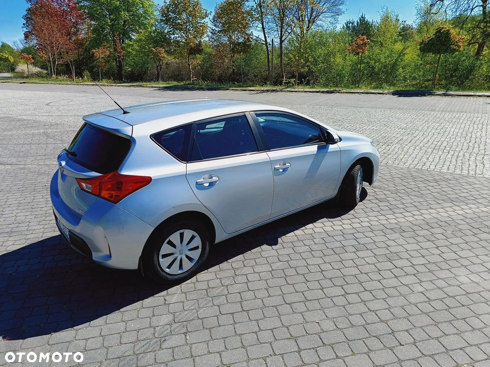 Toyota Auris 1.33 VVT-i Active - 14