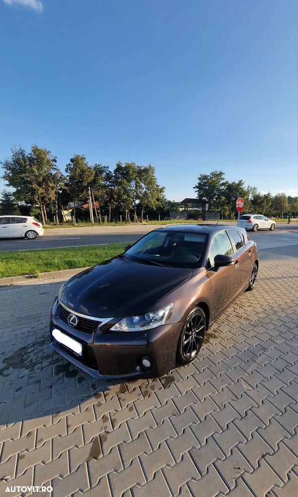Lexus CT - 2