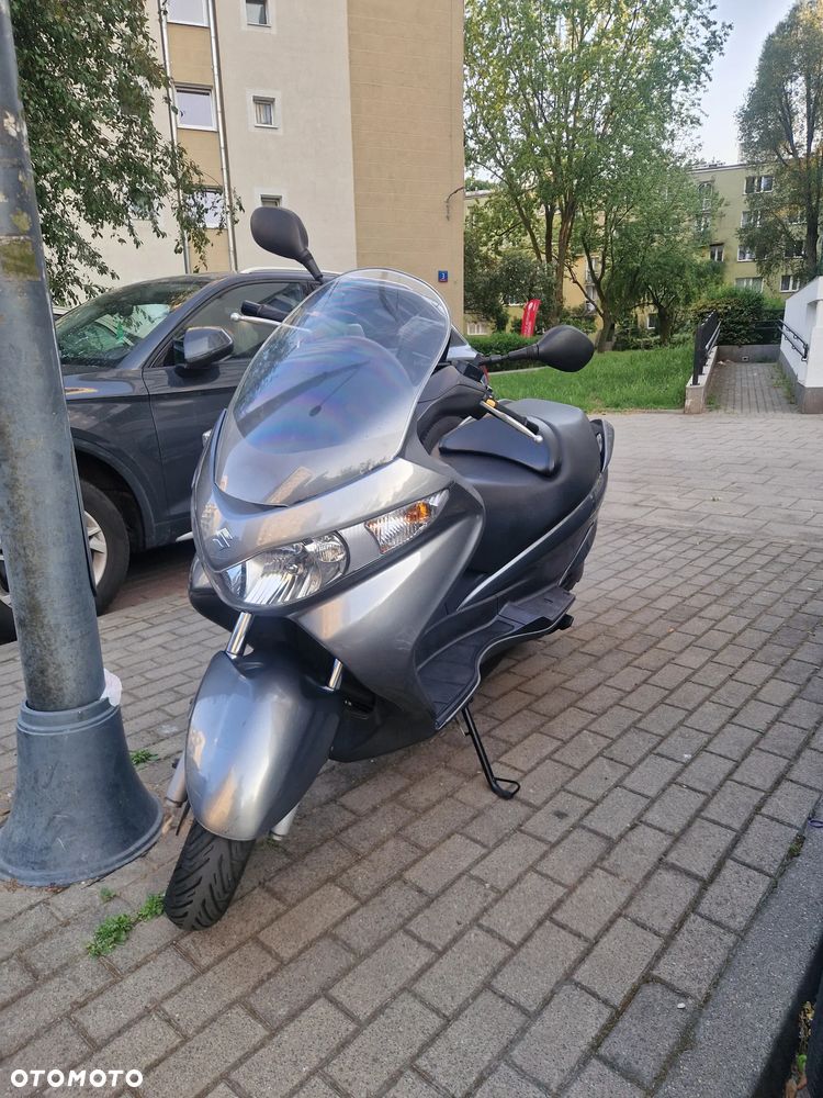 Suzuki Burgman - 1