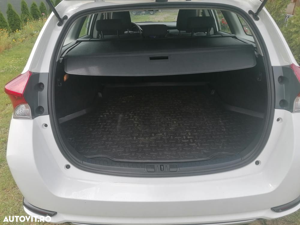 Toyota Auris 1.8 L VVT-i Hybrid Luna - 5