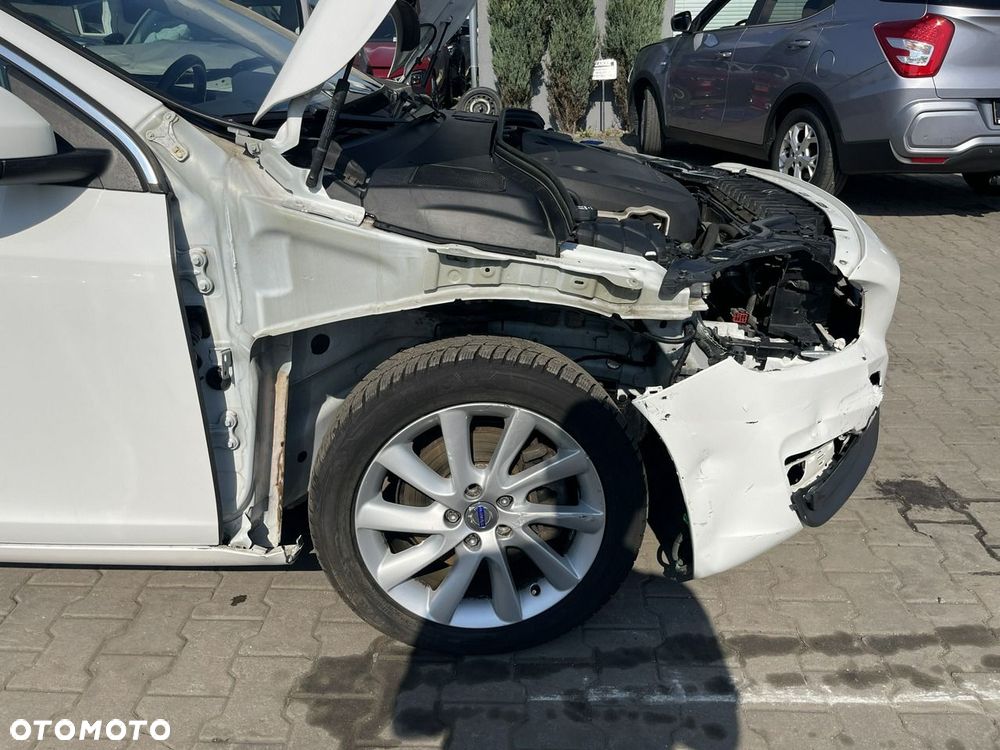 Volvo V60 D2 Momentum - 3