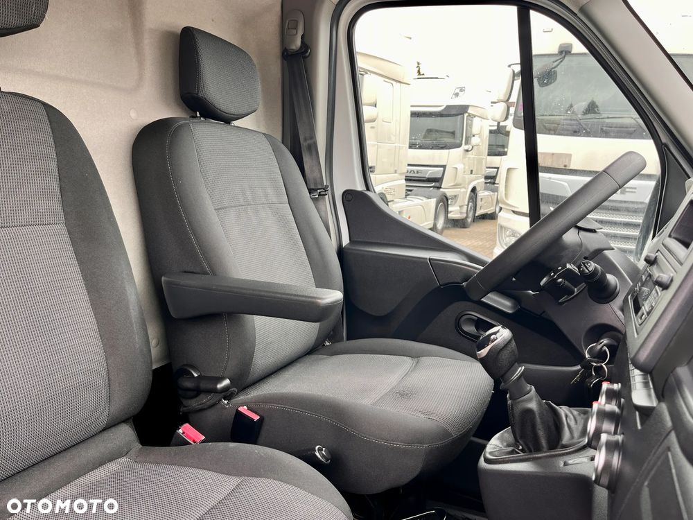 Renault MASTER L4H3 / BEZWYPADKOWY / PIERWSZY WŁAŚCICIEL / SERWIS ASO / VAT 23% / LEASING / KREDYT - 18