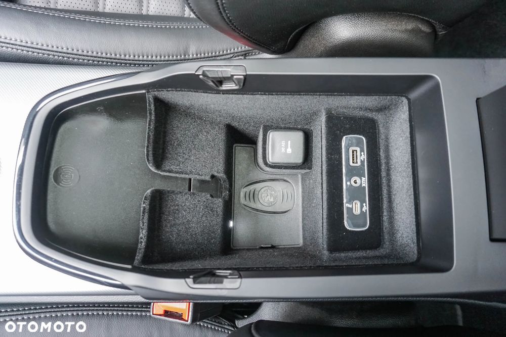 Alfa Romeo Stelvio 2.0 Turbo Veloce Q4 - 23