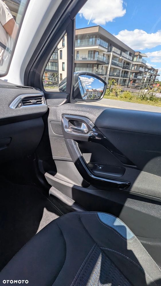 Peugeot 208 1.2 PureTech Allure - 14