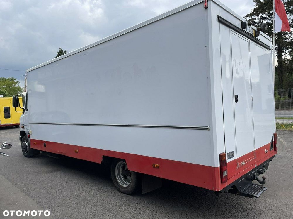 Mercedes-Benz Vario Autosklep pieczywa Gastronomiczny Food Truck Foodtruck sklep bar - 34