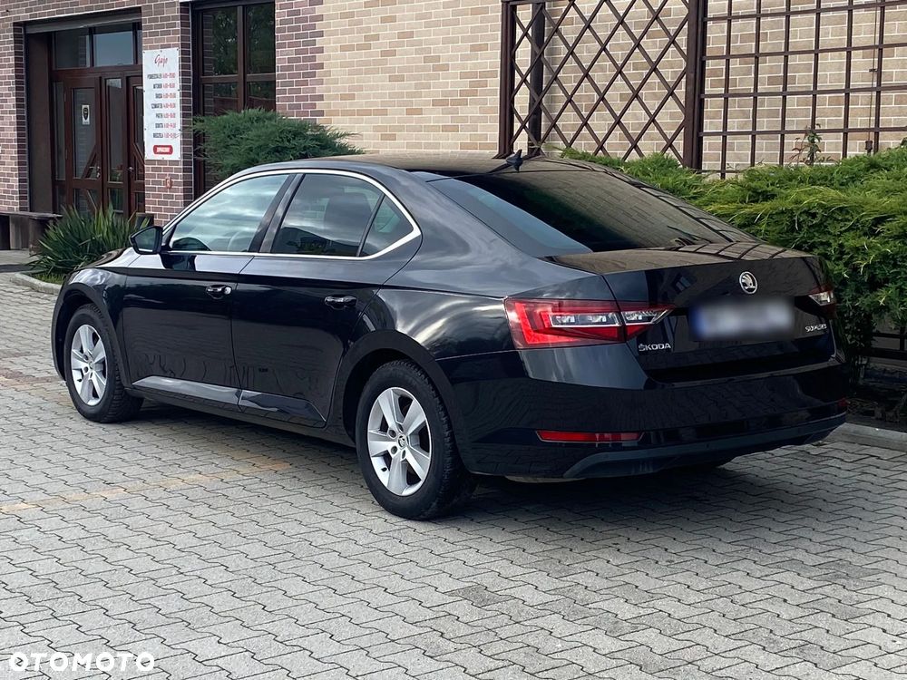 Skoda Superb 1.8 TSI Ambition - 4