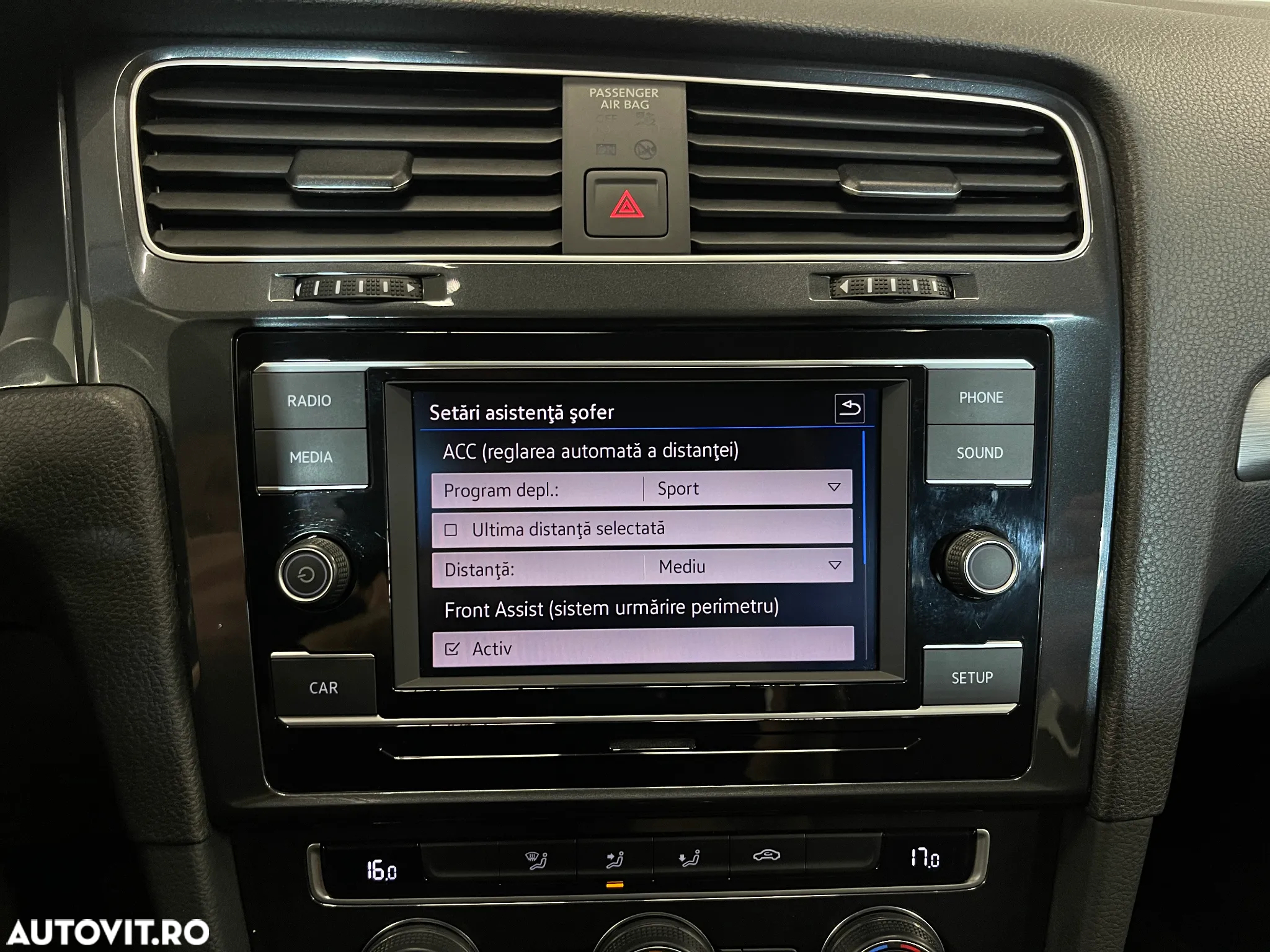 Volkswagen Golf 1.6 TDI Comfortline - 14