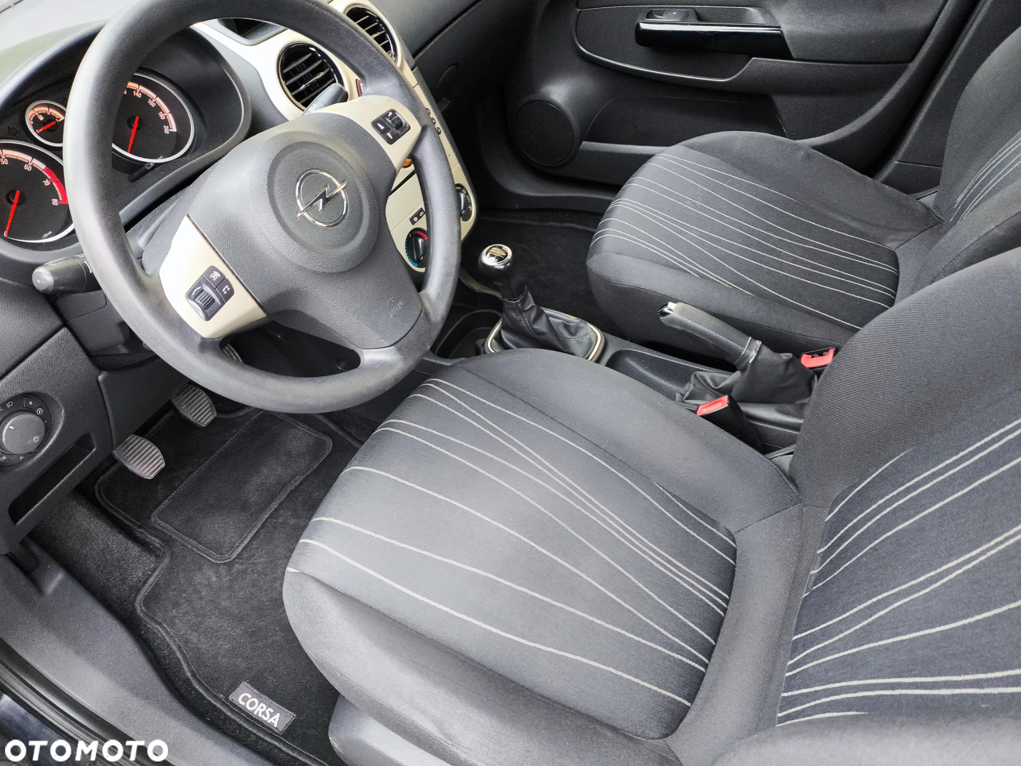 Opel Corsa 1.2 16V - 14