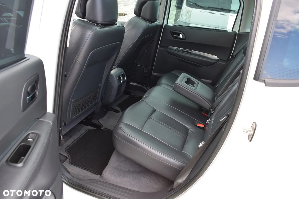 Peugeot 3008 2.0 HYbrid4 - 9