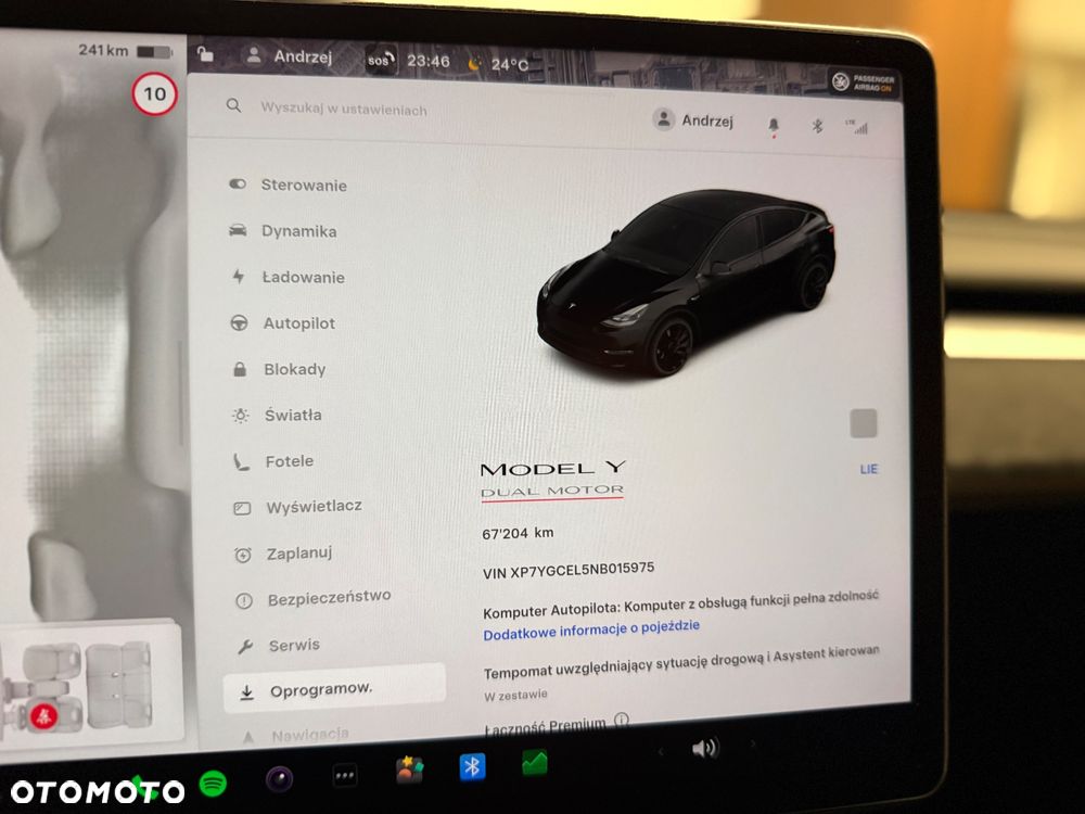 Tesla Model Y Performance AWD - 36