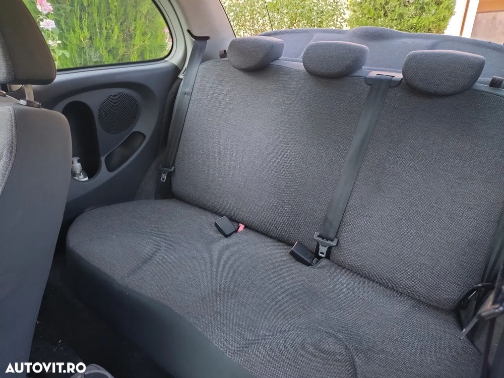 Nissan Micra 1.2 Visia - 10