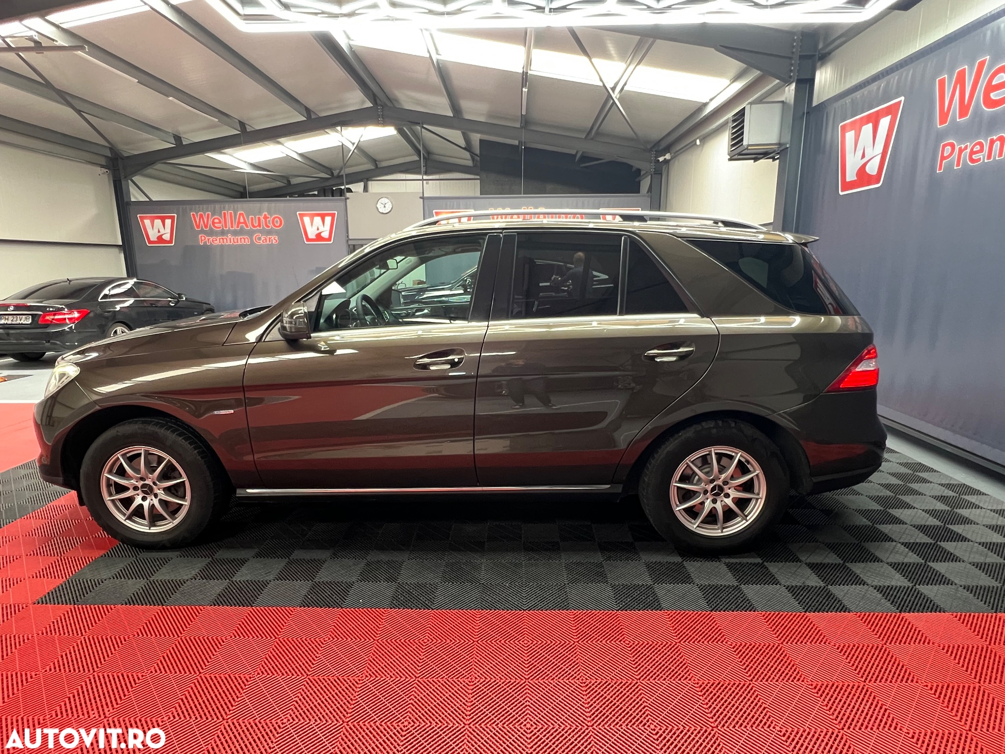 Mercedes-Benz ML 350 BlueTec 4MATIC Aut - 8