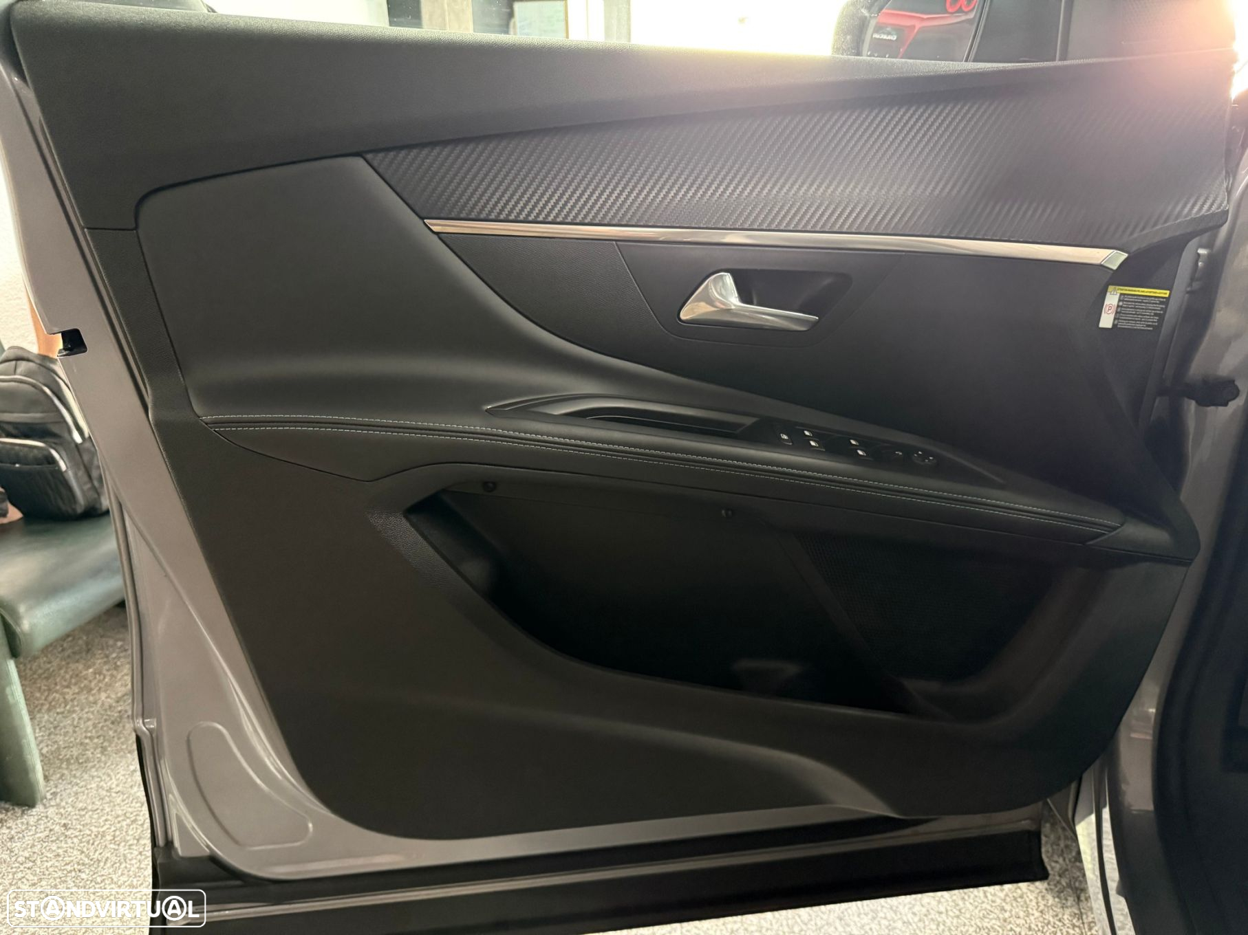 Peugeot 5008 1.5 BlueHDi Allure EAT8 - 30
