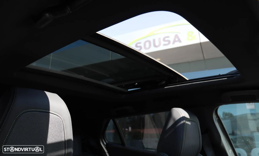 Peugeot 2008 1.2 PureTech GT EAT8 - 39